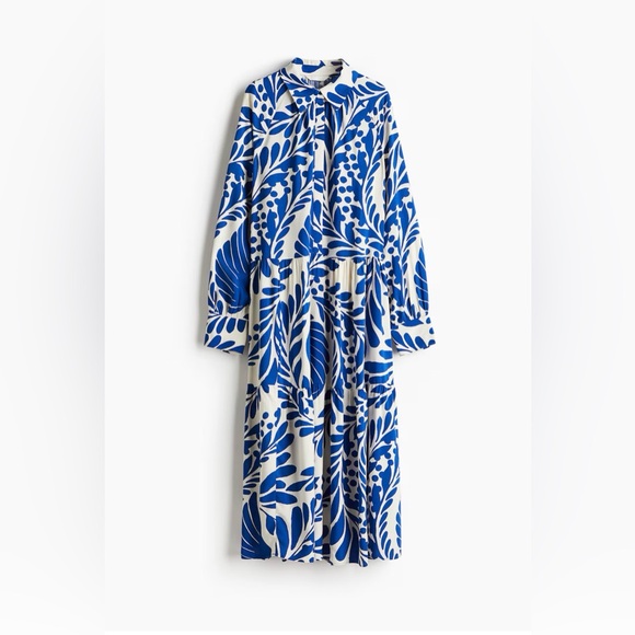 H&M Dresses & Skirts - NWT H&M Blue and White Patterned Maxi Dress